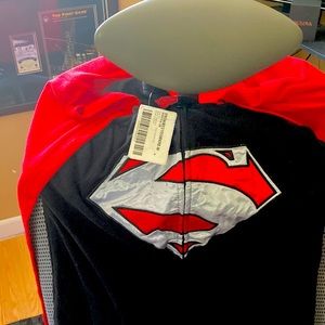 Black suit SUPERMAN onesie - size medium oversized - w/cape NWT asking $40 obo